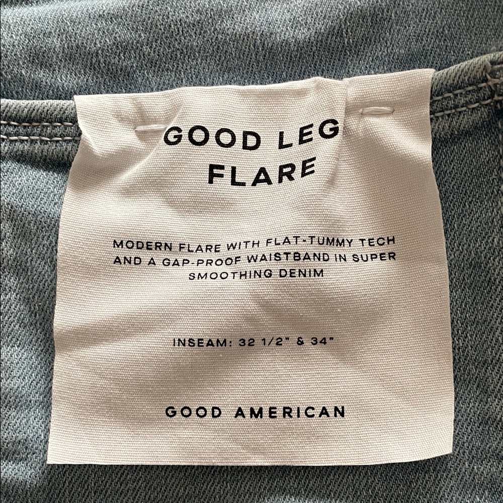 Good American Flare Jeans in Blue Denim